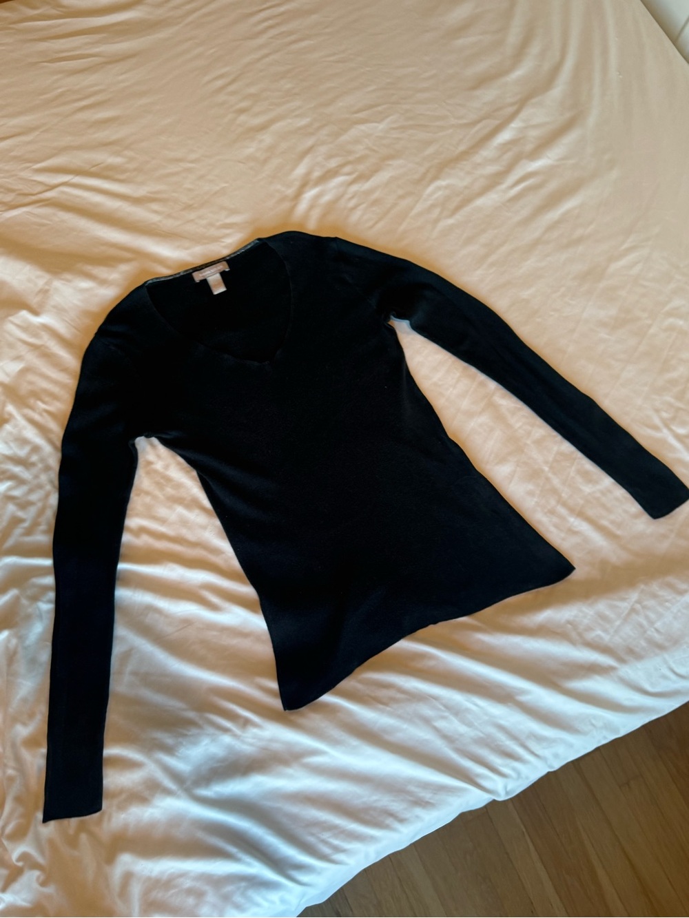 Banana Republic Black V-Neck Long Sleeve Sweater